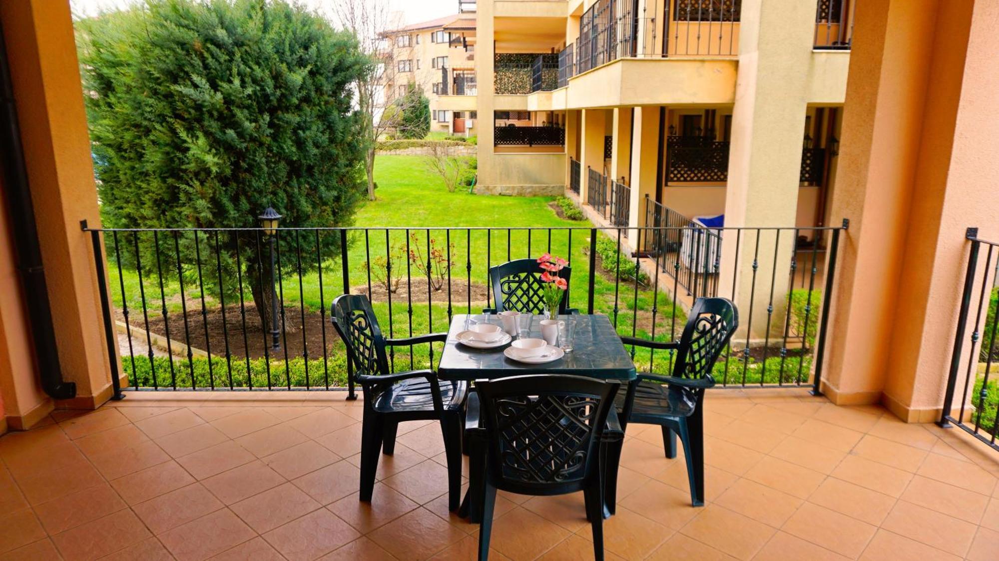 Hc Apartments Kaliakria Topola Rum bild